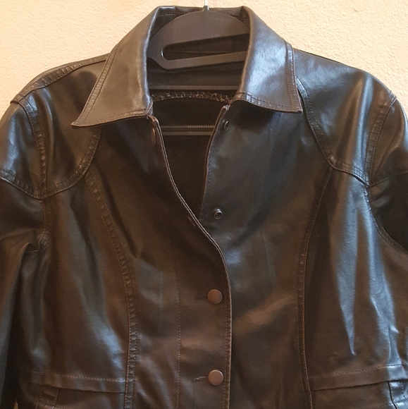 Vintage Leather Jacket - Picture 2 of 8